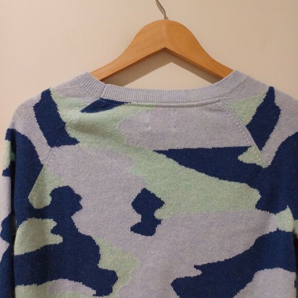 Brodie Cashmere Cora Camo Jumper  Blue Mist Long Sleeve Crew Neck Sweater XS - Picture 4 of 7